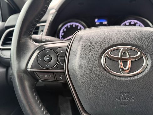 Used 2021 Toyota Camry SE FWD image 22