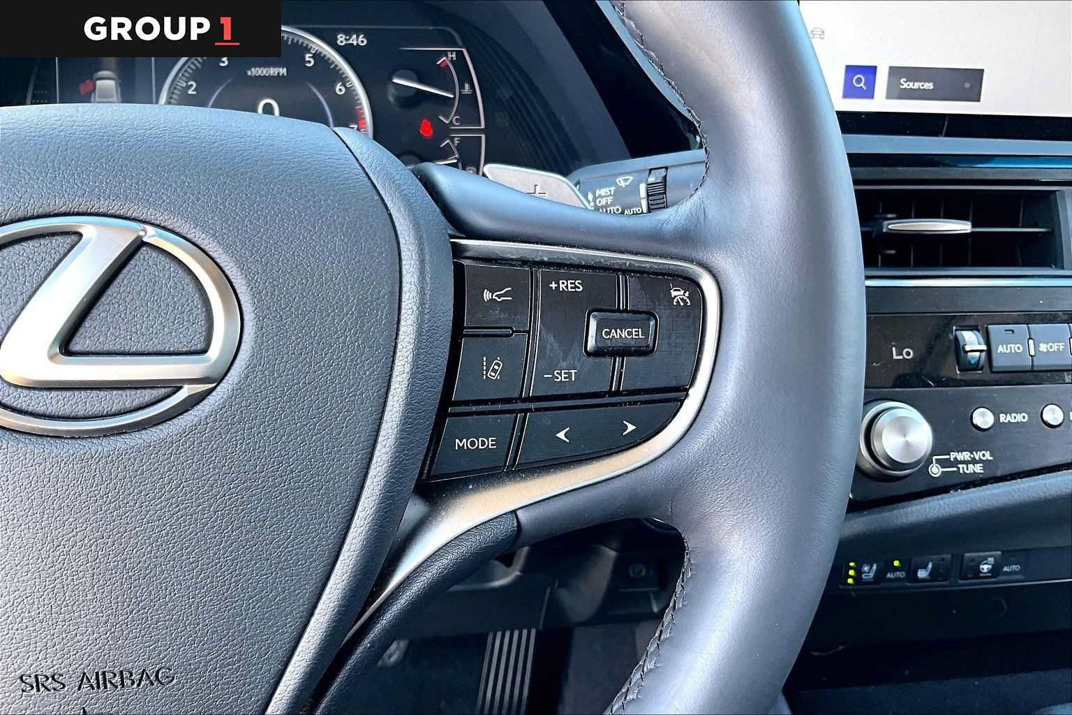 Used 2023 Lexus ES 350 w/ Premium Package FWD image 22