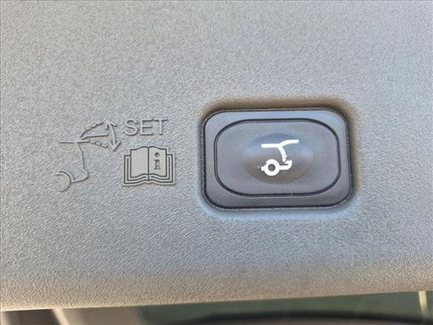 Used 2024 Lincoln Nautilus Black Label AWD/4WD image 7