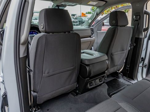 Used 2026 Chevrolet Silverado 3500 LT w/ Convenience Package image 33