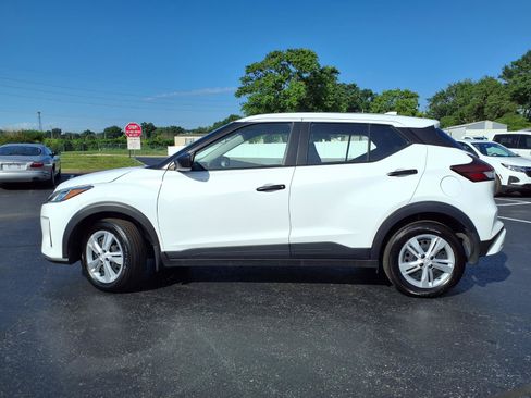 Used 2025 Nissan Kicks Play S FWD image 26