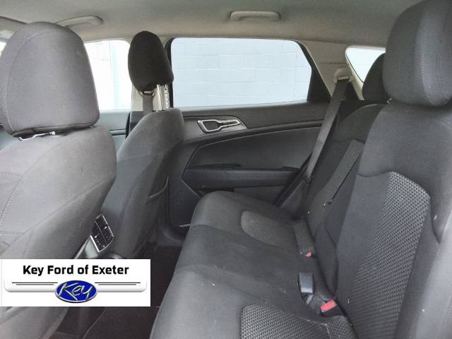Used 2023 Kia Sportage LX AWD/4WD image 14