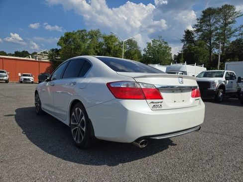 Used 2015 Honda Accord Sport image 4
