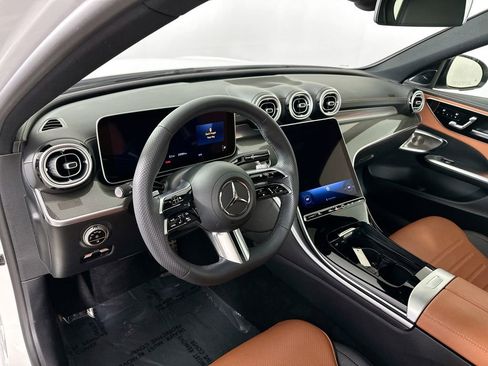 Used 2025 Mercedes-Benz C 300 Sedan image 9