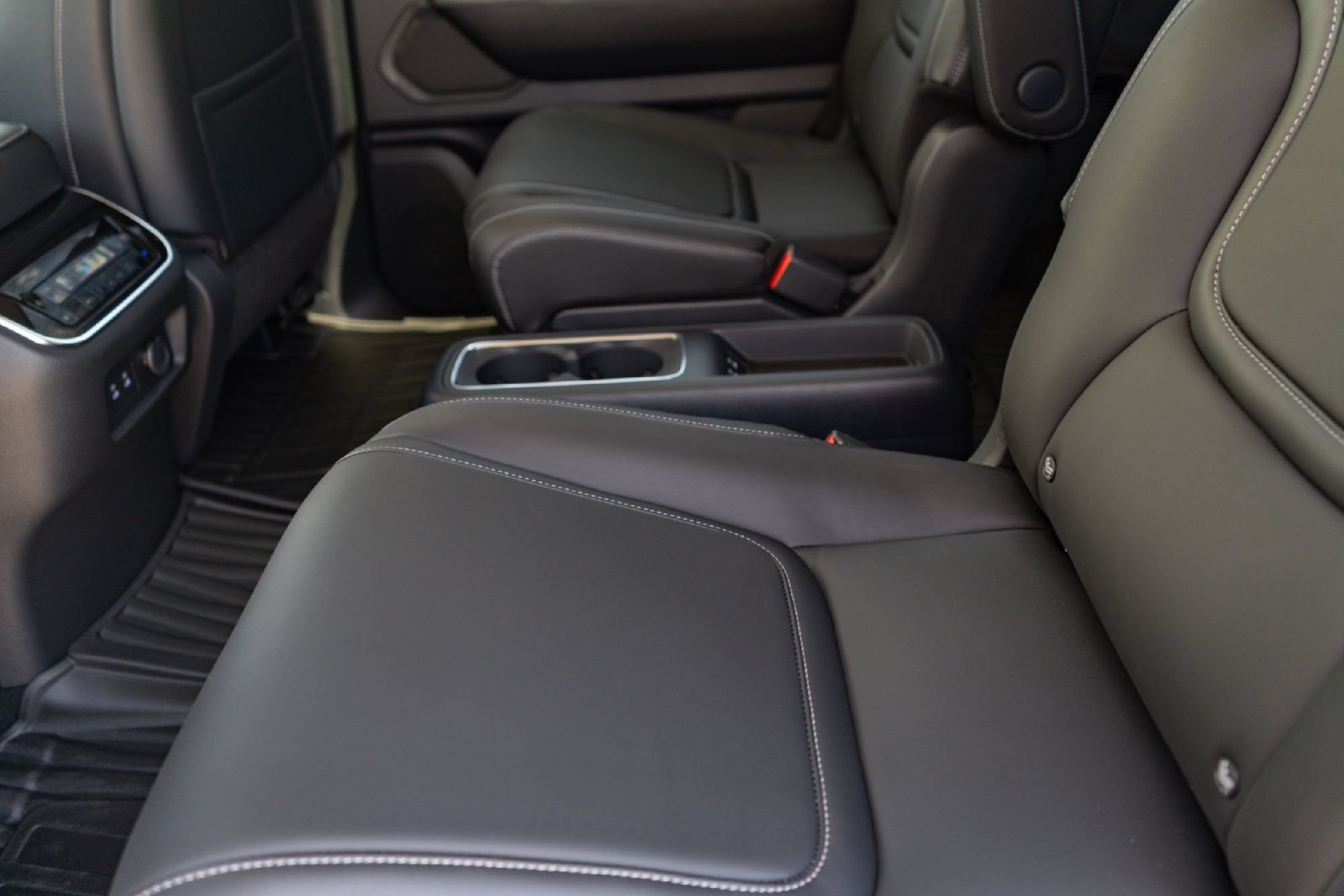 New 2027 INFINITI QX80 Pure RWD image 21