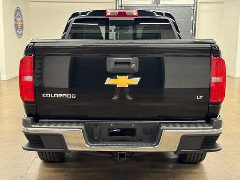 Used 2015 Chevrolet Colorado LT w/ Luxury Package AWD/4WD image 11