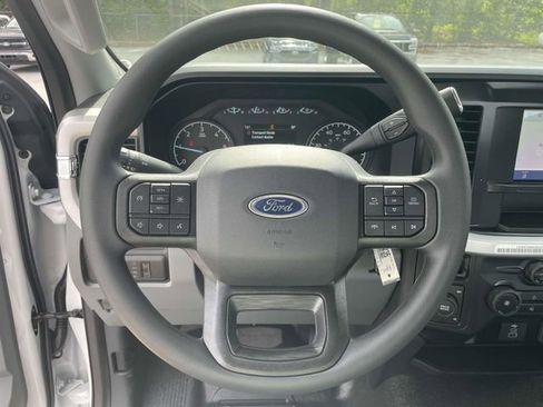 New 2025 Ford F350 XL w/ XL Chrome Package image 4