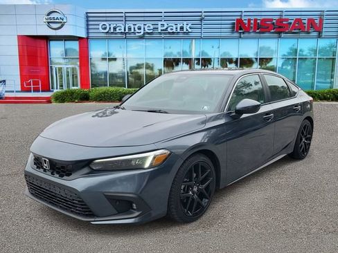 Used 2023 Honda Civic Sport Touring image 4