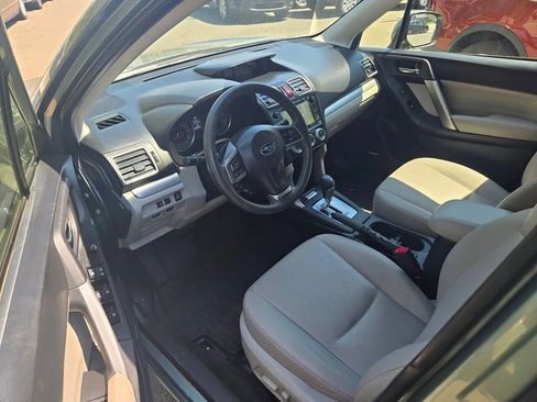 Used 2016 Subaru Forester 2.5i Limited AWD/4WD image 7