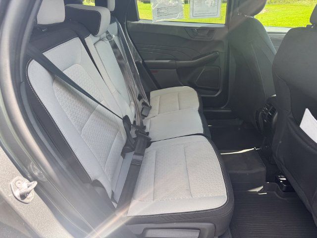 Used 2024 Ford Escape Active AWD/4WD image 16