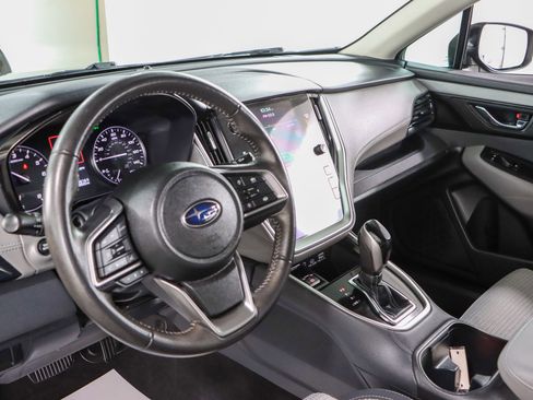 Used 2024 Subaru Outback Premium AWD/4WD image 22
