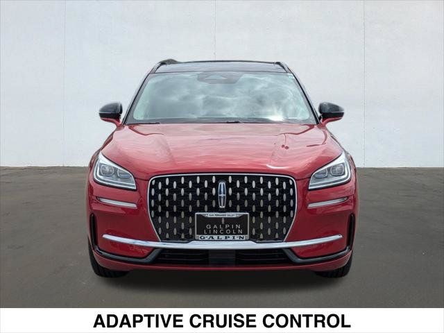 New 2025 Lincoln Corsair Grand Touring w/ Equipment Group 302A AWD/4WD image 4