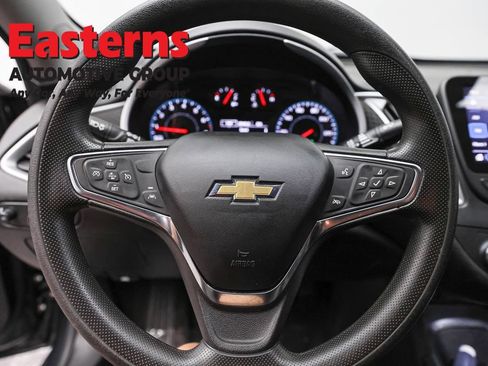 Used 2023 Chevrolet Malibu LT FWD image 10