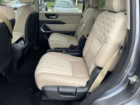 New 2026 Nissan Armada Platinum RWD image 15