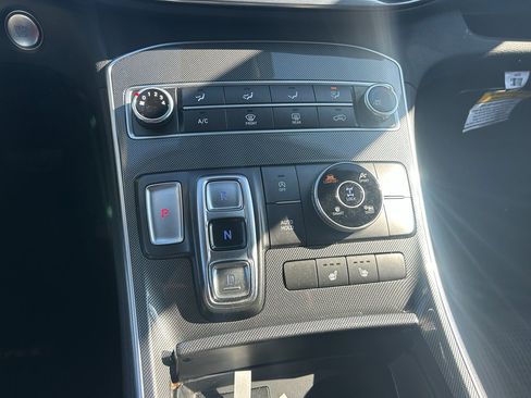 Used 2022 Hyundai Santa Fe SEL w/ Cargo Package image 18