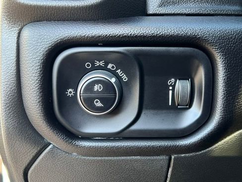 Used 2024 RAM 3500 Big Horn image 27