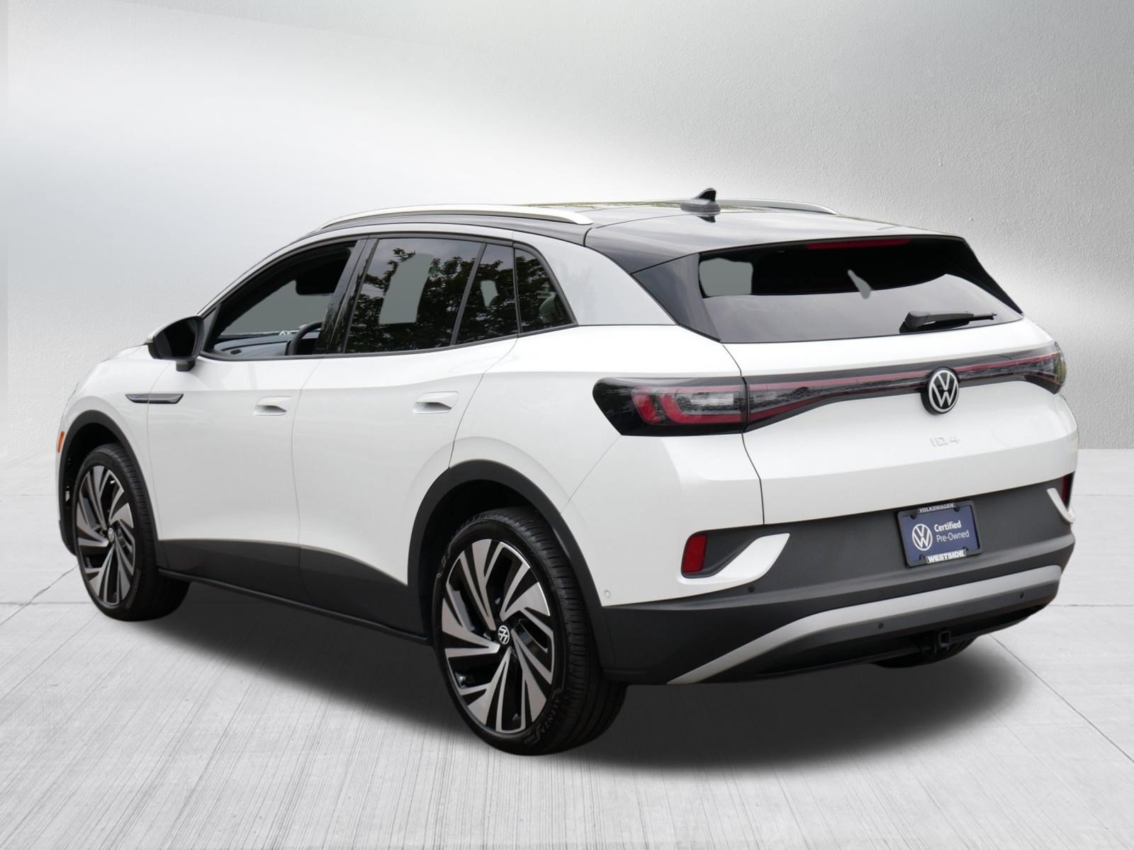 Certified 2025 Volkswagen ID.4 Pro S Plus AWD/4WD image 5