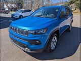 New 2025 Jeep Compass Latitude image 3