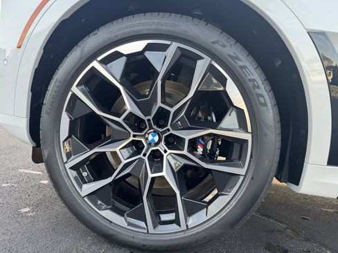 New 2026 BMW X7 xDrive40i w/ M Sport Package image 10