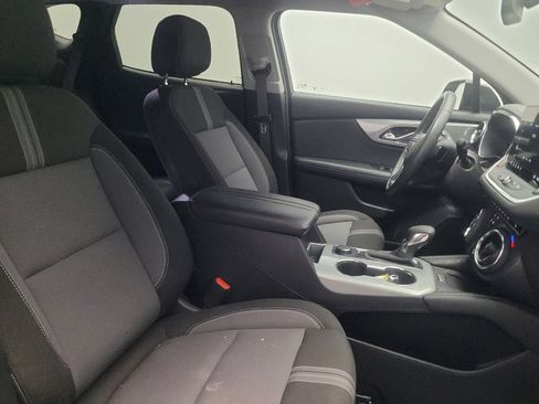 Used 2024 Chevrolet Blazer LT w/ Convenience Package FWD image 21