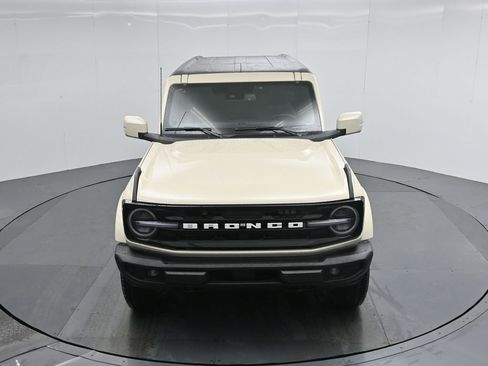 New 2025 Ford Bronco Outer Banks image 38