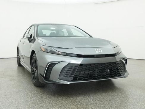 New 2026 Toyota Camry SE image 30
