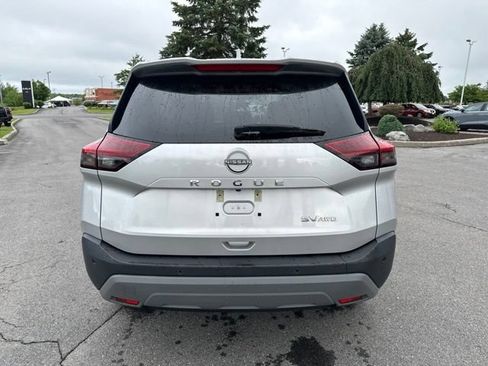 Certified 2023 Nissan Rogue SV w/ SV Premium B Package AWD/4WD image 4