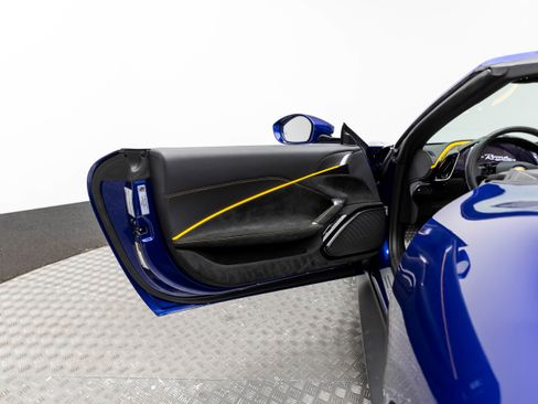 Used 2025 Ferrari Roma Spider image 12