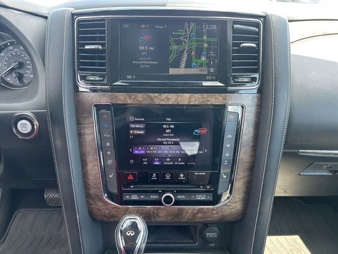 Used 2021 INFINITI QX80 Premium Select w/ All-Season Package AWD/4WD image 19
