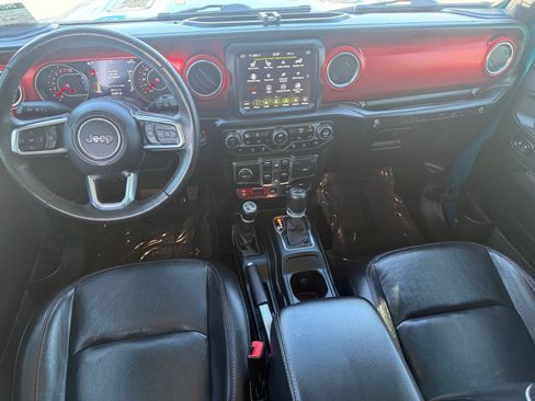 Used 2020 Jeep Wrangler Unlimited Rubicon AWD/4WD image 25