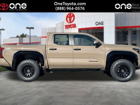 New 2026 Toyota Tacoma TRD Off-Road AWD/4WD image 3
