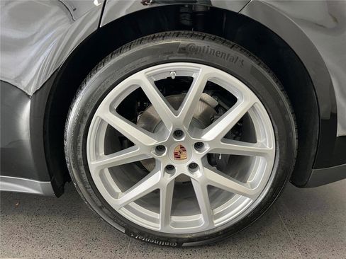 New 2026 Porsche Panamera 4 image 11