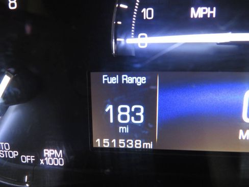Used 2017 Cadillac XT5 FWD image 17
