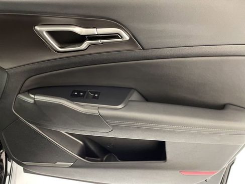 New 2026 Kia Sportage EX w/ EX Panorama Roof Package image 43