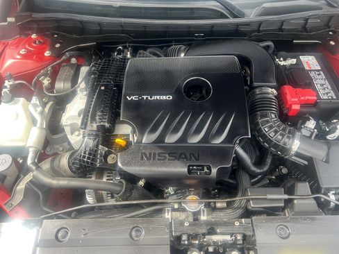 Used 2022 Nissan Altima 2.0 SR image 22