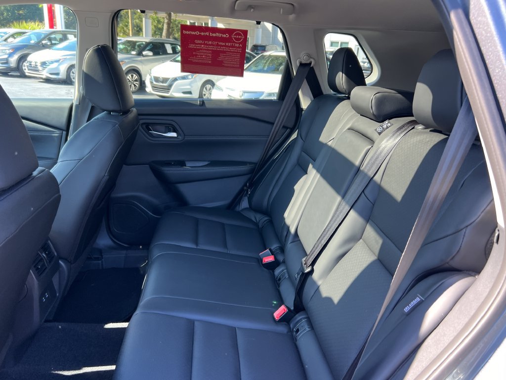 Used 2026 Nissan Rogue SV w/ SV Premium Package FWD image 12
