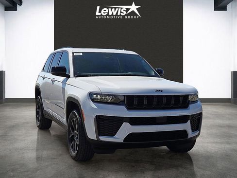 New 2026 Jeep Grand Cherokee Altitude AWD/4WD image 6