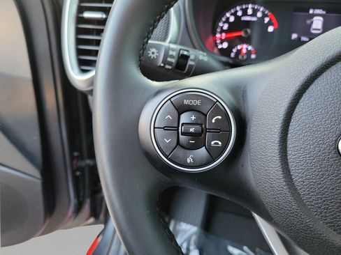 Certified 2021 Kia Soul GT-Line FWD image 25