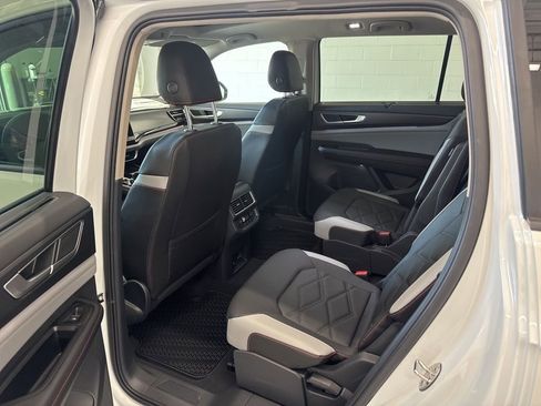 New 2026 Volkswagen Atlas Peak Edition AWD/4WD image 14