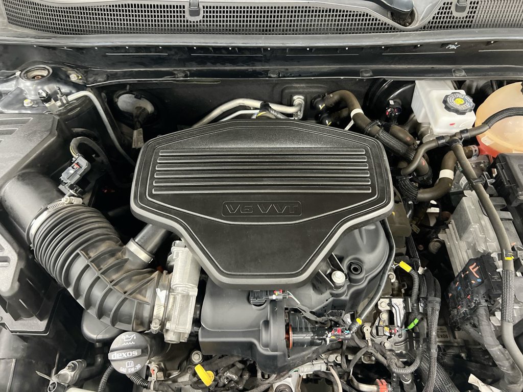 Used 2021 Chevrolet Blazer LT FWD image 24