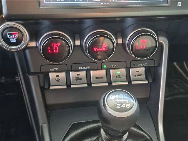 Used 2023 Toyota GR86 RWD image 13