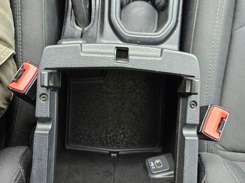 Used 2020 Jeep Wrangler Unlimited Sahara image 20