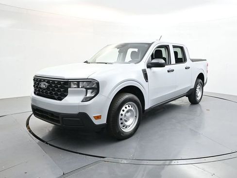 New 2026 Ford Maverick XL FWD image 3