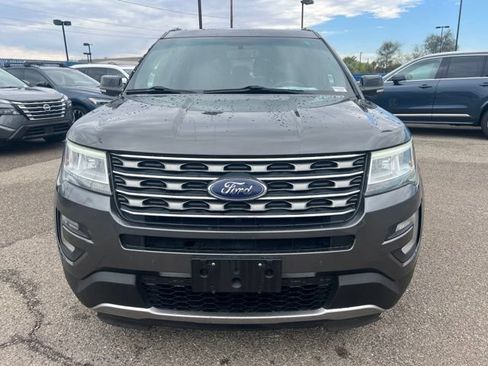 Used 2016 Ford Explorer XLT w/ Equipment Group 202A FWD image 9