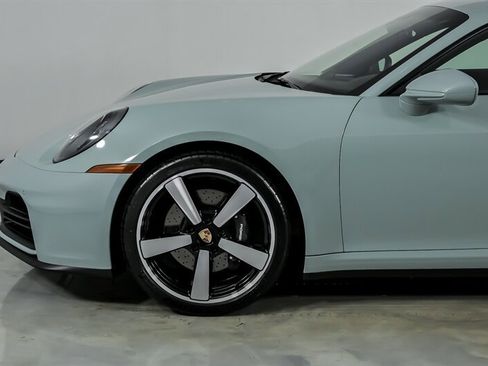 Used 2026 Porsche 911 Carrera RWD image 7