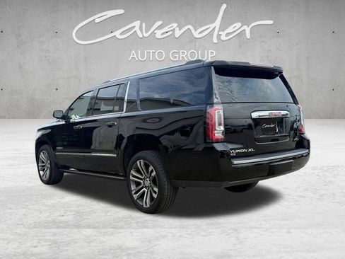Used 2019 GMC Yukon XL Denali w/ Denali Ultimate Package AWD/4WD image 14