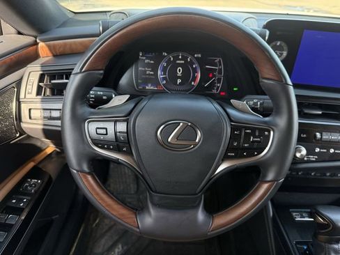 Used 2024 Lexus ES 350 Ultra Luxury w/ Accessory Package (Z2) FWD image 12