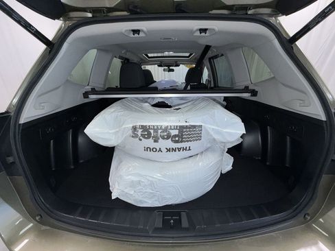 Used 2023 Subaru Forester Premium image 12