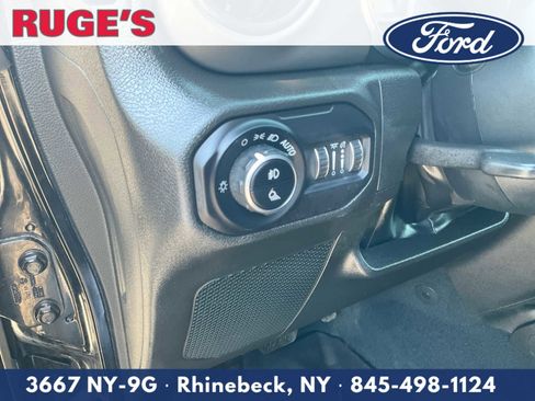 Used 2022 Jeep Gladiator Sport AWD/4WD image 18