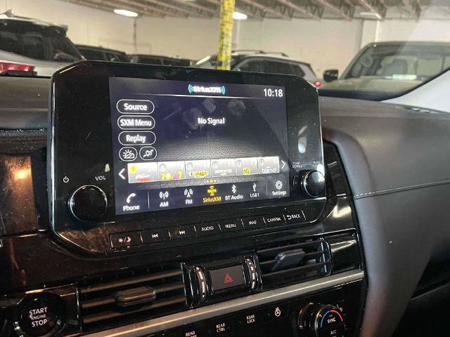 Certified 2025 Nissan Pathfinder SL AWD/4WD image 30